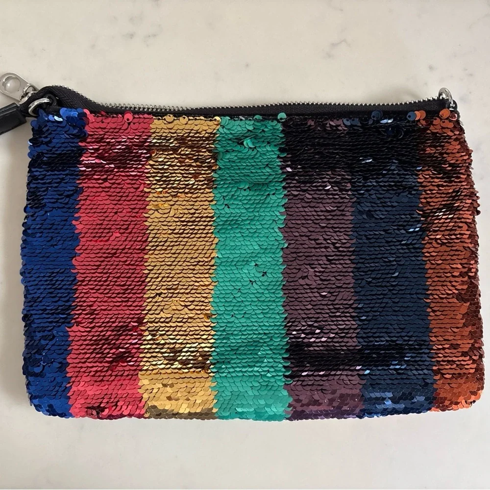 Chelsea28 sequin clutch